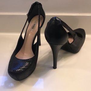 Faux Snakeskin Guess Closed Toe High Heels